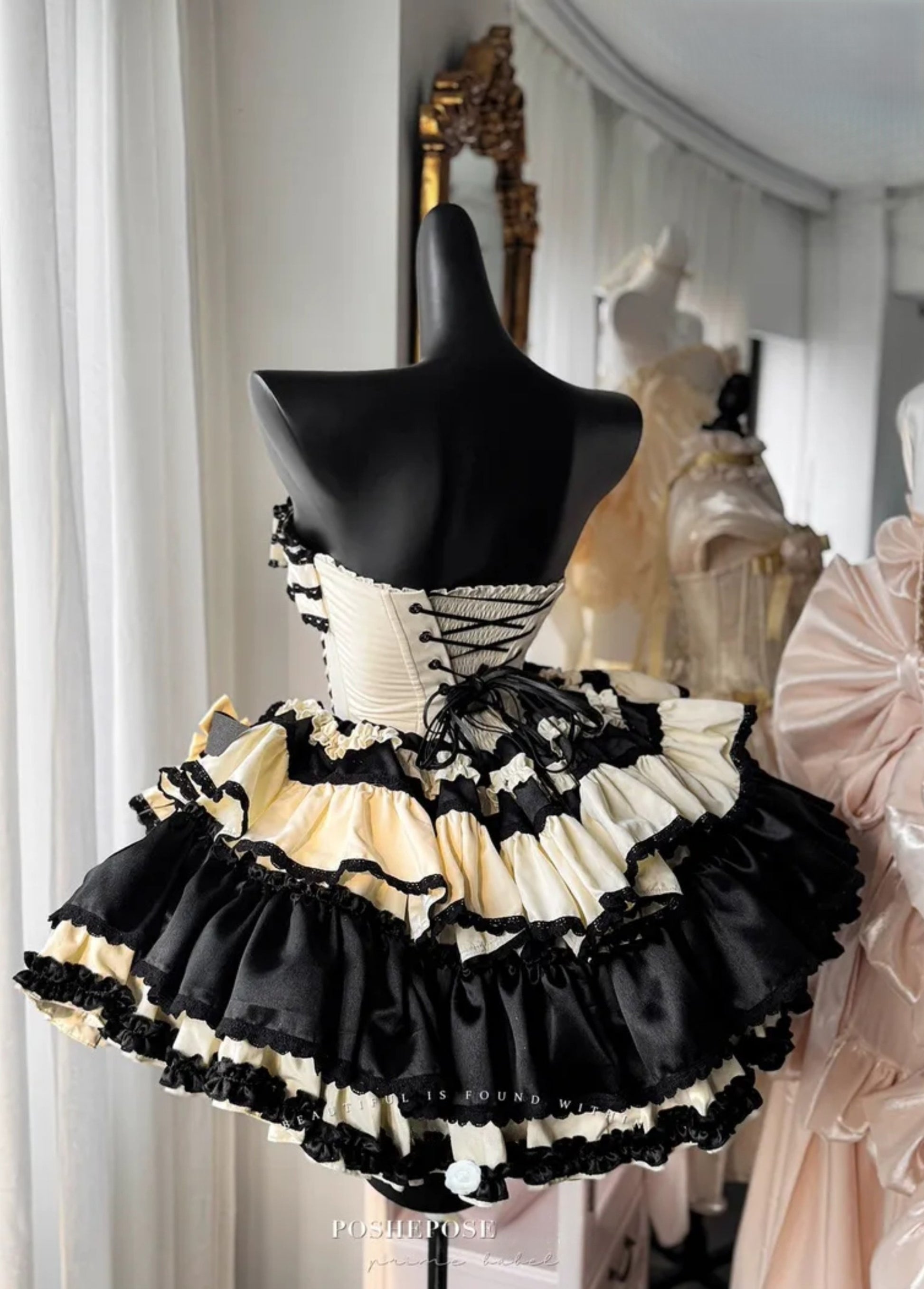 Sweet Dream Black Dress multi-layer organza skirt, high-quality Lolita idol dress.